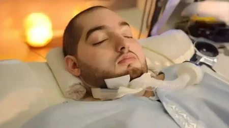 ο-κοιμώμενος-πρίγκιπας-της-σαουδικ-218996