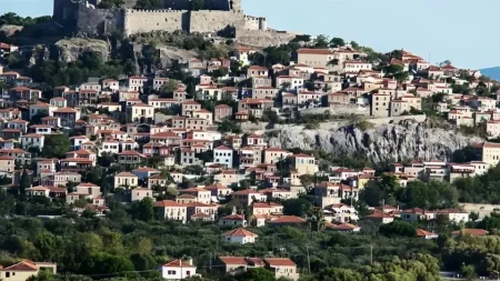 σε-κατάσταση-ektakthσ-ανάγκης-μεγάλο-ελληνι-219878