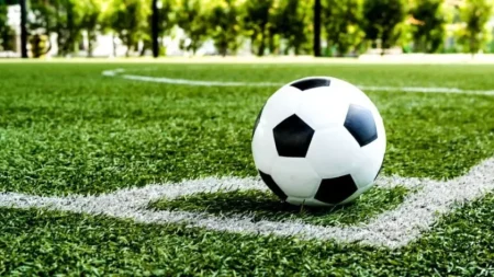 ώρες-αγωνίας-για-πασίγνωστο-ποδοσφαι-218909