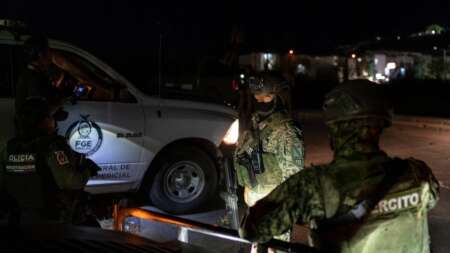 φρικη-βρεθηκαν-17-πτωματα-μεσα-σε-σπιτ-224262