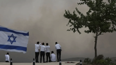 κόλαση-φλέγεται-η-πόλη-έκλεισαν-δρόμο-220125