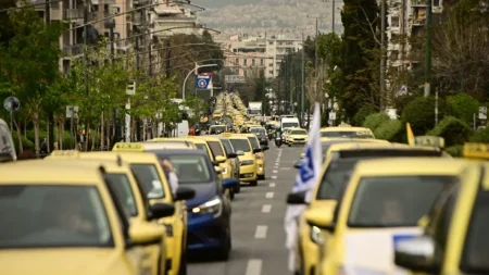 εκτακτο-παραλυει-η-χωρα-223365