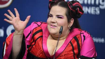 έμεινε-μισή-και-έγινε-αγνώριστη-h-netta-π-221656