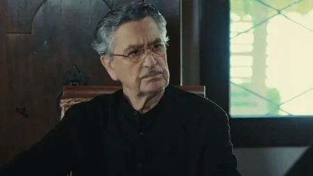 νίκος-γαλανός-εκείνος-79-εκείνη-49-αυτή-222928