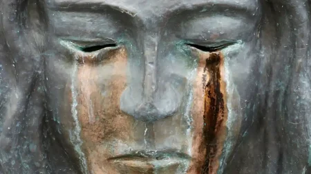 20-συνήθειες-των-ψυχικά-μίζερων-και-δυστ-222804