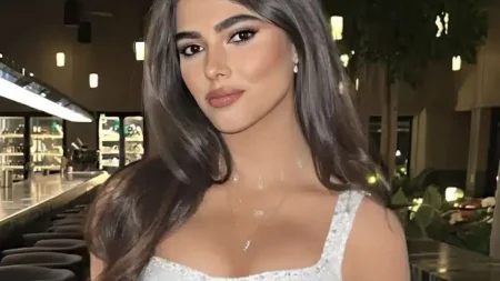 η-πιο-όμορφη-και-περιζήτητη-20χρονη-ελλη-224663