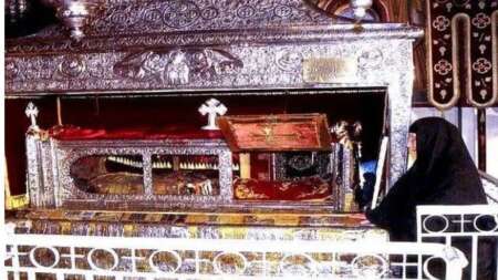 ο-άγιος-που-θα-σε-βοηθήσει-σε-ότι-του-ζη-227228