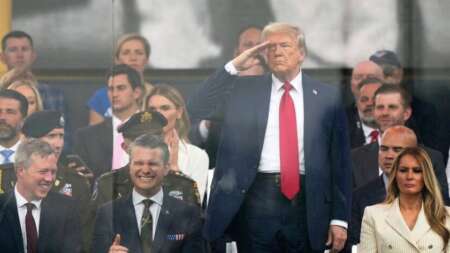 εκτακτη-ανακοινωση-τραμπ-τωρα-προκαλ-228407