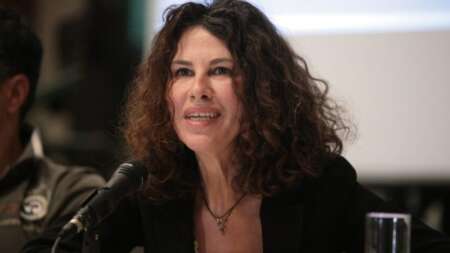 δύσκολες-ώρες-για-την-ελευθερία-αρβαν-227067