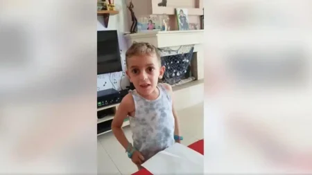 παναγιώτης-ραφαήλ-ο-μικρός-μας-ήρωας-τ-226937