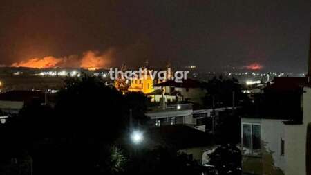 μεγαλη-φωτια-στη-θεσσαλονικη-σε-πανι-228640