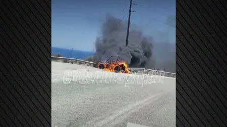 όχημα-πήρε-φωτιά-εν-κινήσει-228188