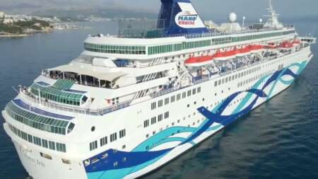 ektakth-eιδηση-για-κρουαζιεροπλοιο-γεματο-κο-232526