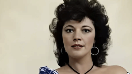 η-γυναικάρα-καίτη-παπανίκα-το-τpαγικ-230830