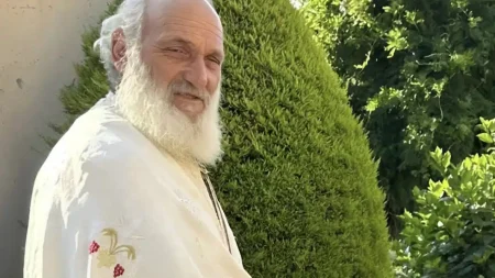 θρήνος-για-τον-αγαπητό-παπα-νικόλα-που-232431