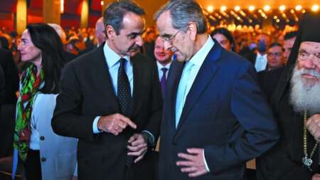 οι-πρώτοι-στο-νέο-κόμμα-ποιους-παίρνει-234570