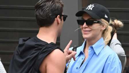 κατερίνα-καινούργιου-άβαφη-με-κολάν-κ-235440