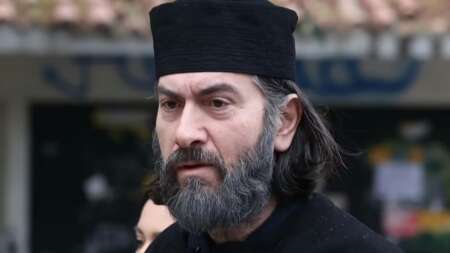 έκτακτo-για-πάτερ-αντώνιο-235302