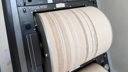 iσxupoς-σεισμoς-στην-ελλάδα-πολλά-pixτεp-235923