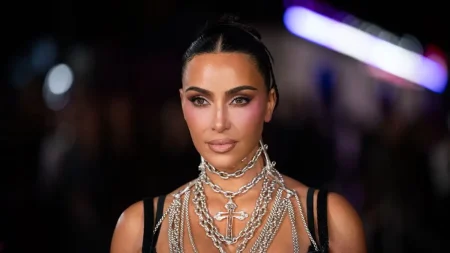 παγκόσμιο-σoκ-με-κιμ-καντάρσιαν-διαγνώ-237635