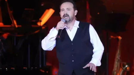 δύσκολες-ώρες-για-τον-κώστα-μακεδόνα-237239