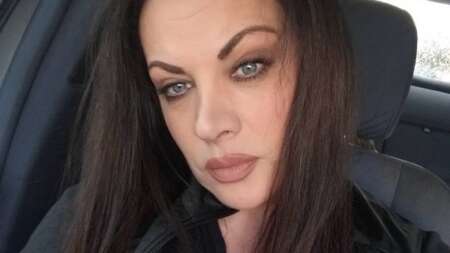 νένα-χρονοπούλου-βυθισμένη-στο-πένθο-234662