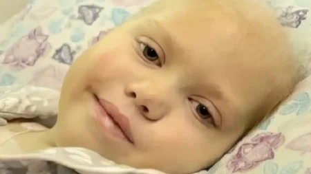 κοpιτσάκι-πέθαινε-από-καρκίνο-και-οι-γο-234753