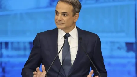 στα-1-500-ευρώ-ο-μέσος-μισθός-το-2026-το-ανακοιν-235234