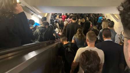 εκτακτοσ-συναγερμοσ-στο-συνταγμα-236951