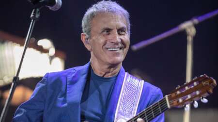 έκτακτo-για-γιώργο-νταλάρα-237675