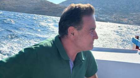 θρηνοσ-στη-χωρα-μασ-νεκροσ-γνωστοσ-δημ-237903