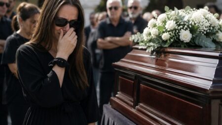 κηδεία-κόκοτα-κατέρρευσε-η-χήρα-τα-ο-250430
