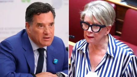 ο-κακός-χαμός-με-άδωνι-και-ακρίτα-για-τη-243840