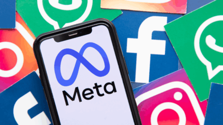 ektakth-anakoinωση-τελοσ-facebook-kai-instagram-για-παιδια-και-εφηβου-249654