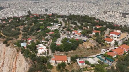 το-άγνωστο-χωριό-στο-κέντρο-της-αθήνας-239441