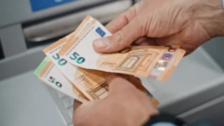 μην-πετάξετε-ποτέ-την-απόδειξη-του-atm-στ-250990