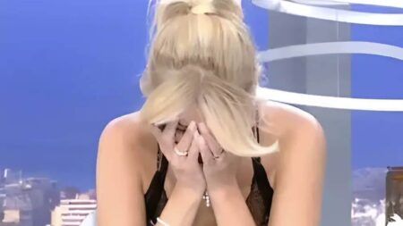 με-άλλη-μύτη-άλλα-χείλη-και-μαλλί-καρπ-248761
