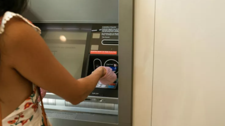 επίδομα-391εupώ-τον-μήνα-ποιοι-μπορούν-να-τ-262988