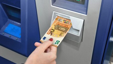 e-εφκα-και-δυπα-μπαράζ-πληρωμών-ποιοι-253602