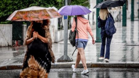 καιρός-ξεκίνησε-η-επιδείνωση-και-τώρα-261936