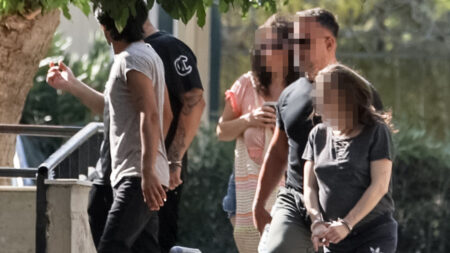 βγηκε-το-τεστ-dna-ποιανου-ειναι-τα-τρια-αν-253659