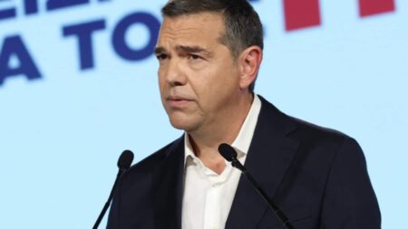 αλέξης-τσίπρας-από-θεσσαλονίκη-κατώ-253365