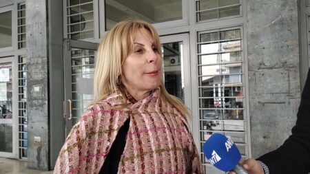 το-ότι-ζω-είναι-θαύμα-η-γνωστή-δικηγό-277531