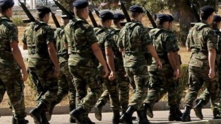 χαμός-στα-στρατόπεδα-μετά-το-νομοσχέδ-278169